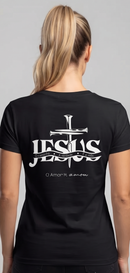 Camiseta feminina  "Jesus: O Caminho, A Verdade e A Vida"